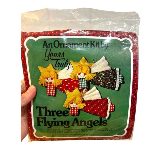 Vtg 70s Christmas Fabric Ornament Kit Three Flying Angels by Yours Truly - Picture 5 of 5